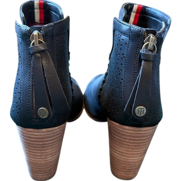 Tommy Hilfiger Black Leather Boots - Picture 6 of 6